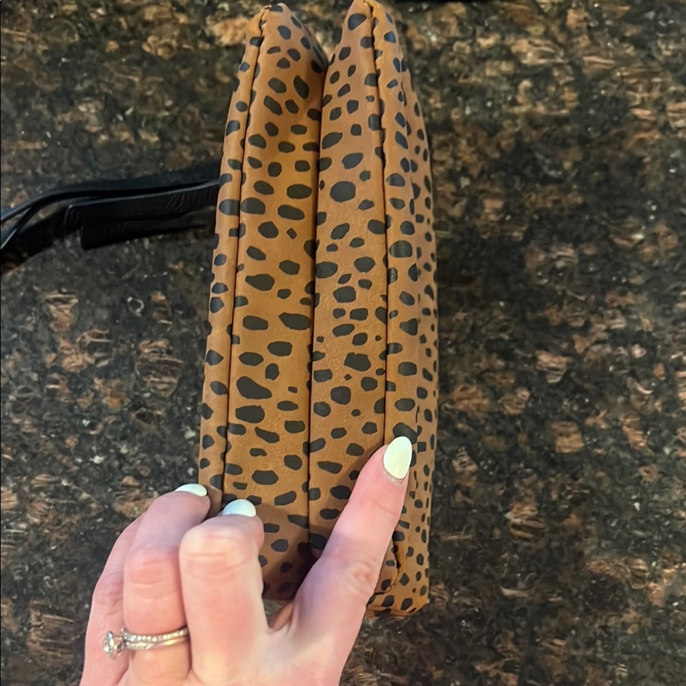 Leopard Print Wristlet Clutch - Picture 8 of 8